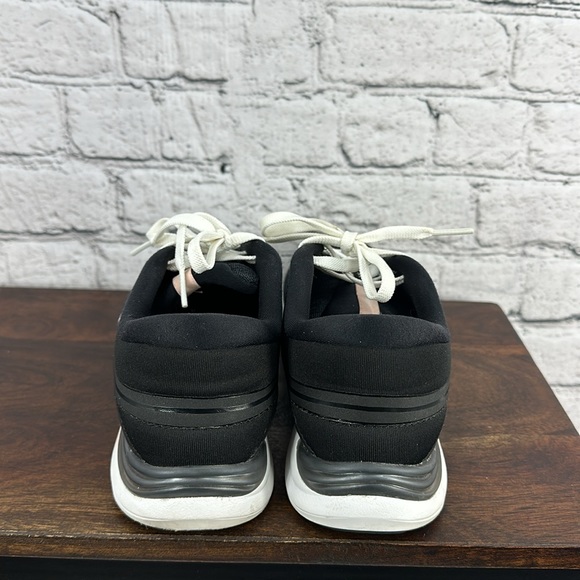 NEW BALANCE 711 V2 Cush+ Running Training Sneaker 8 Black EUC! - Picture 5 of 9